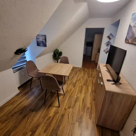 Апартаменты Monteurwohnung In Der Naehe Zum Centro, Dgre