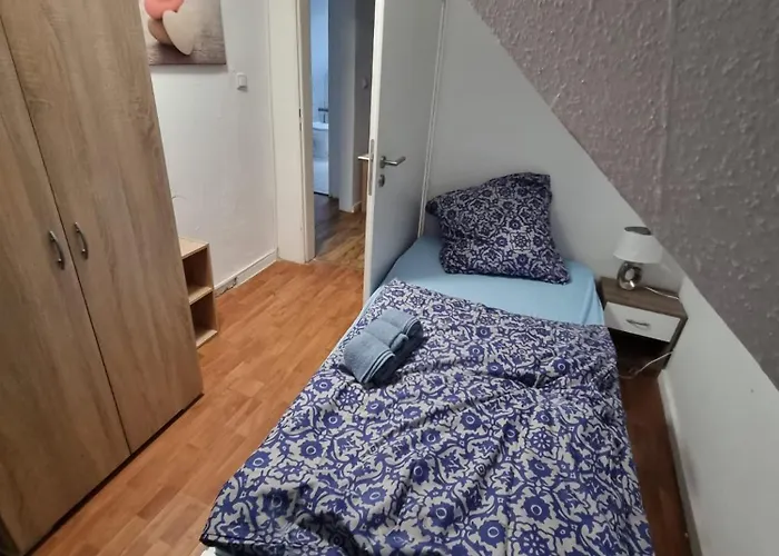 Monteurwohnung In Der Naehe Zum Centro, Dgre * Оберхаузен